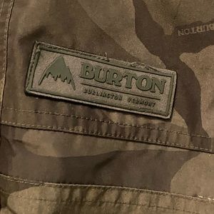 Burton gortex snowboard pants size small